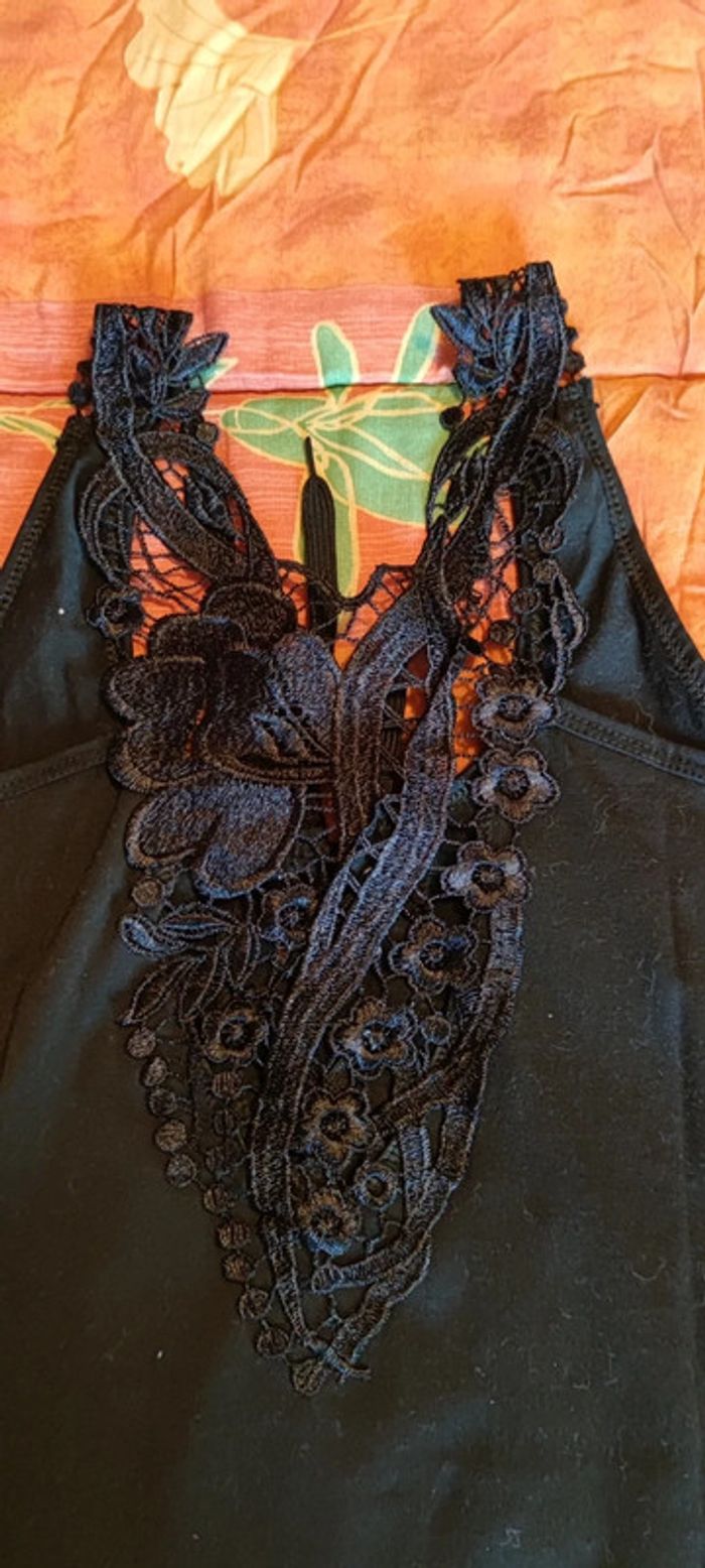 T-shirt sans manches