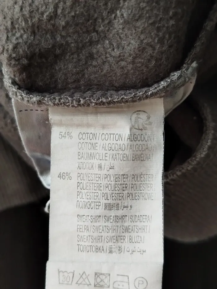 Sweat à capuche gris Kiabi taille 12 ans - photo numéro 4