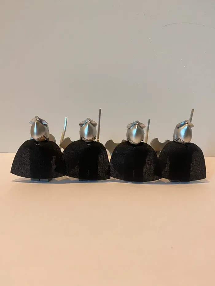 Figurine type lego 4soldats elfes. le seigneur des anneaux/hobbit - photo numéro 3