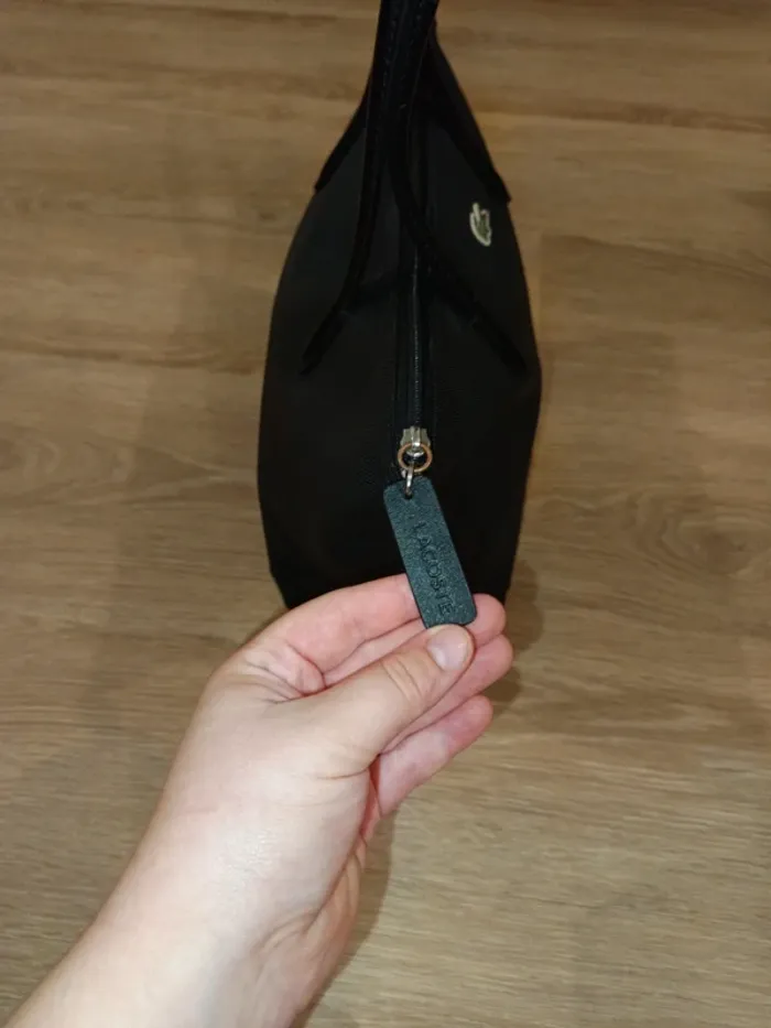 Magnifique sac Lacoste authentique noir l12 l12 petit format - photo numéro 5
