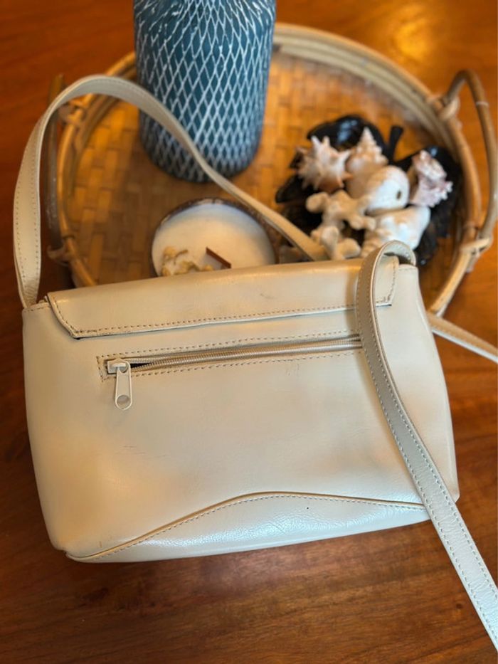 Sac bandoulière en cuir blanc crème cercle argenté – Vintage Made in France - photo numéro 11