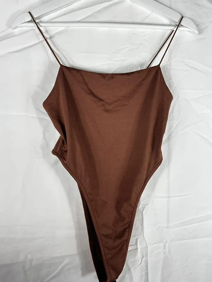 Body marron SHEIN