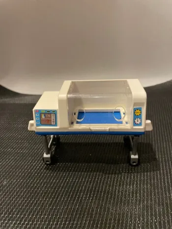 Playmobil couveuse bébé 4225 hôpital clinique naissance