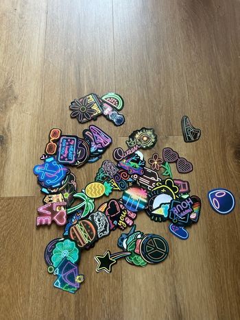 Cinquantaine de Stickers à coller