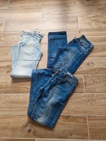 Lot trois jeans 👖 hommes