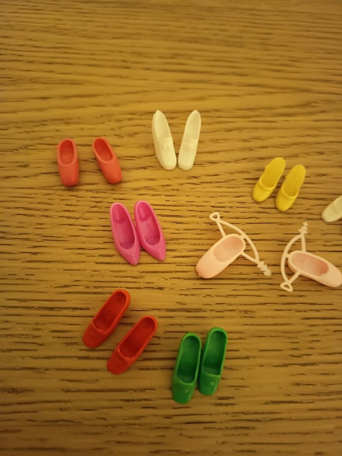 Lot chaussures barbie vintage - photo numéro 4