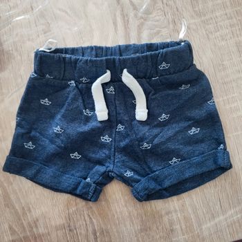 Short bébé 3 mois