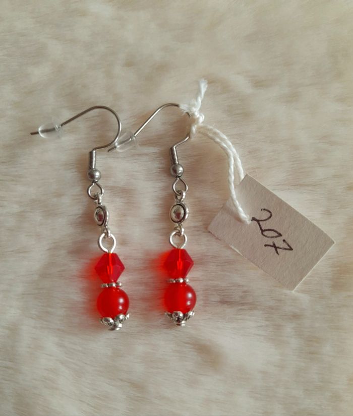 Boucles d'oreilles perle verre rouge