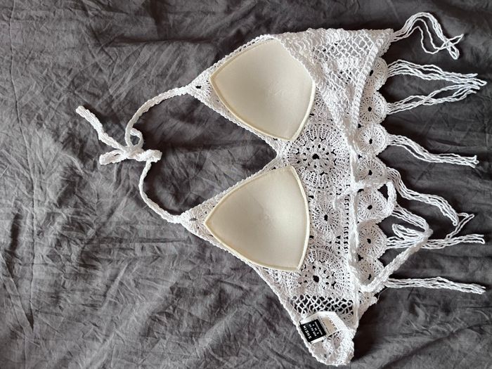 Top brodé - photo numéro 3