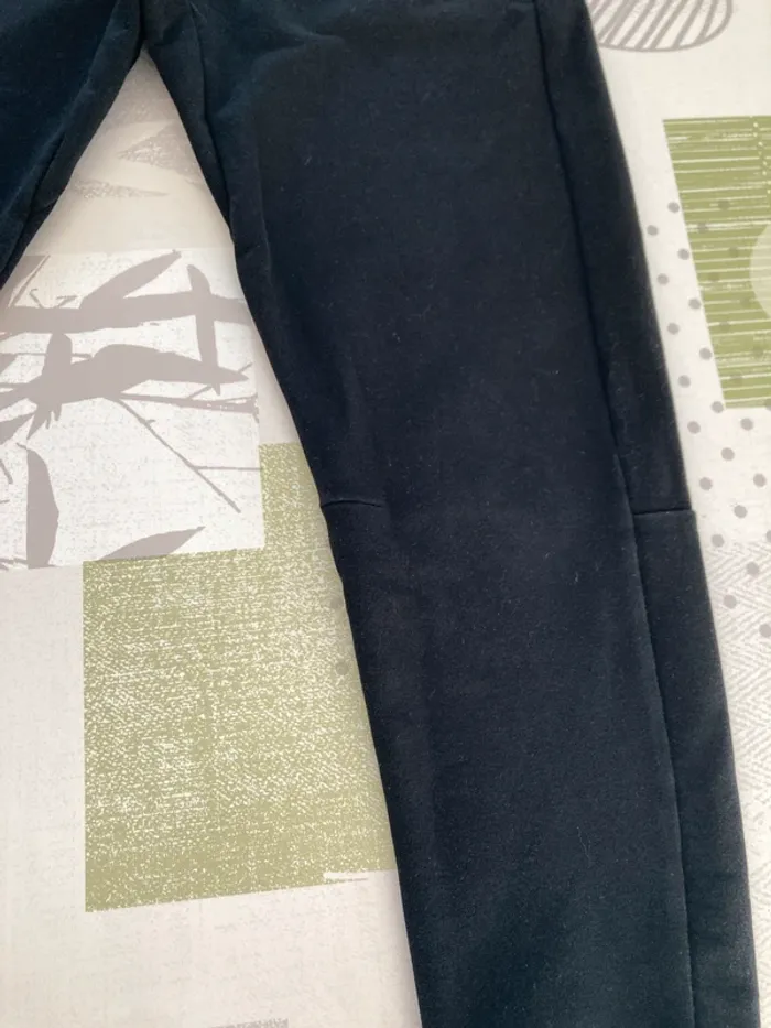 Survêtement Hummel, taille 9 ans (134 cm) - photo numéro 6