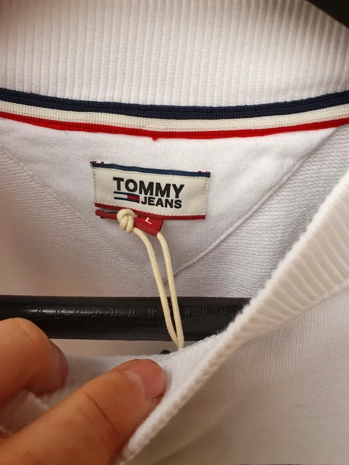 Sweat asymétrique Tommy Hilfiger neuf - photo numéro 3