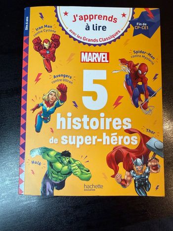 Livre 5 histoires de super héros