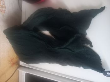 écharpe verte feutrée en laine