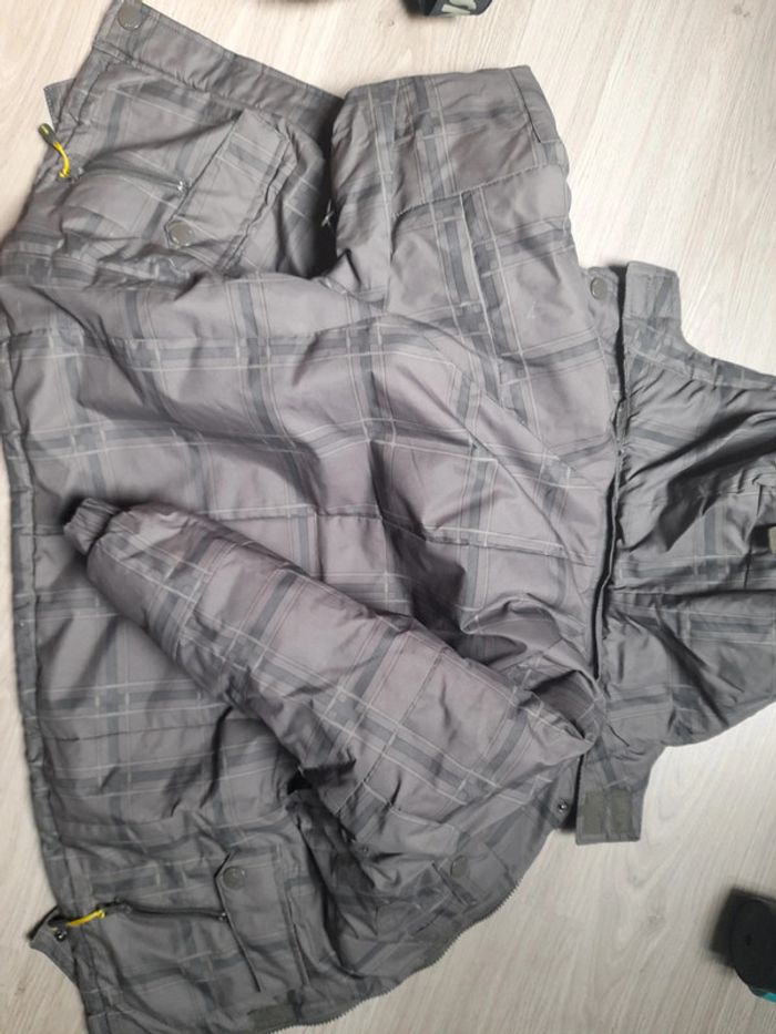 Veste et pantalon de ski - photo numéro 13