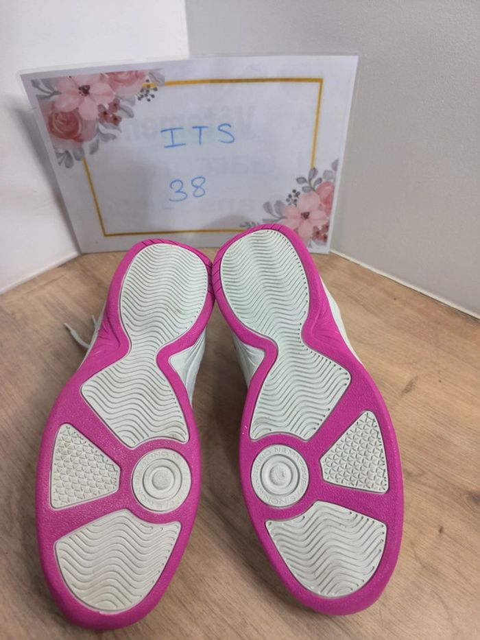 Basket rose blanche T38 neuve - photo numéro 4