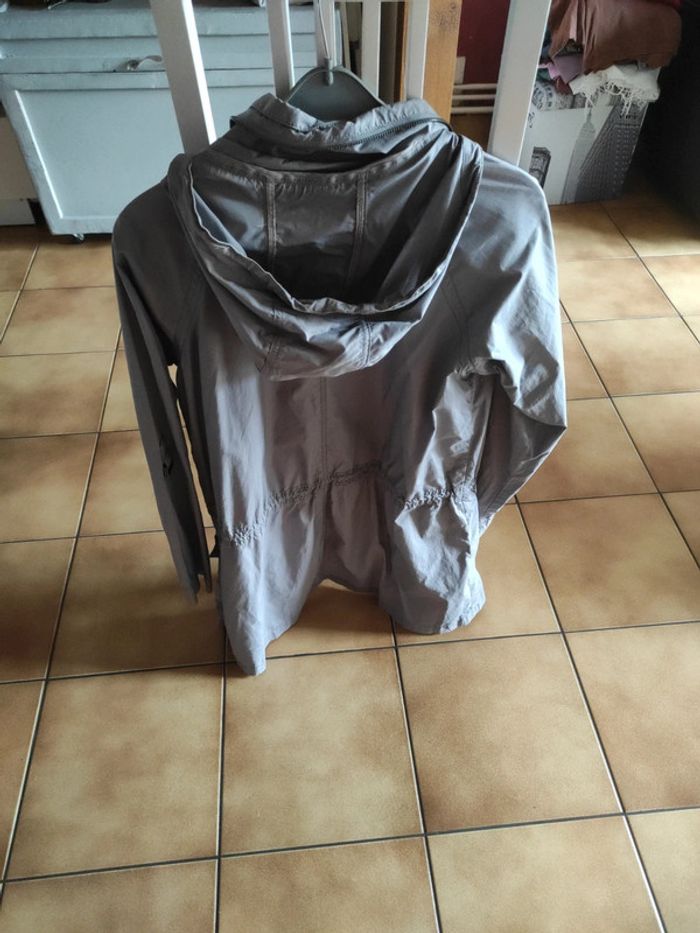 Trench gris - photo numéro 3
