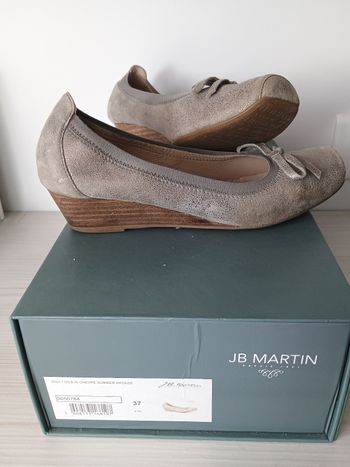 Chaussures femme pointure 37 jb Martin 