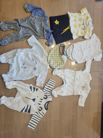 Lots bébé body pyjama 0-1 mois