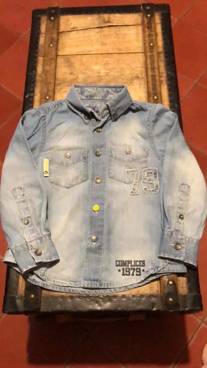 Très jolie chemise en jeans Complices 3 ans