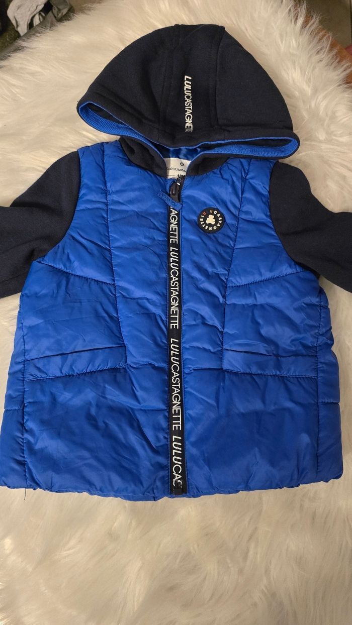 💙💙🤩🤩Superbe ensemble Blouson mi saison  et casquette 18 mois garçon🤩🤩💙💙 - photo numéro 2