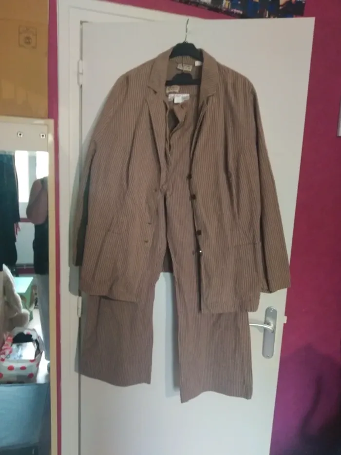Costume femme taille 52