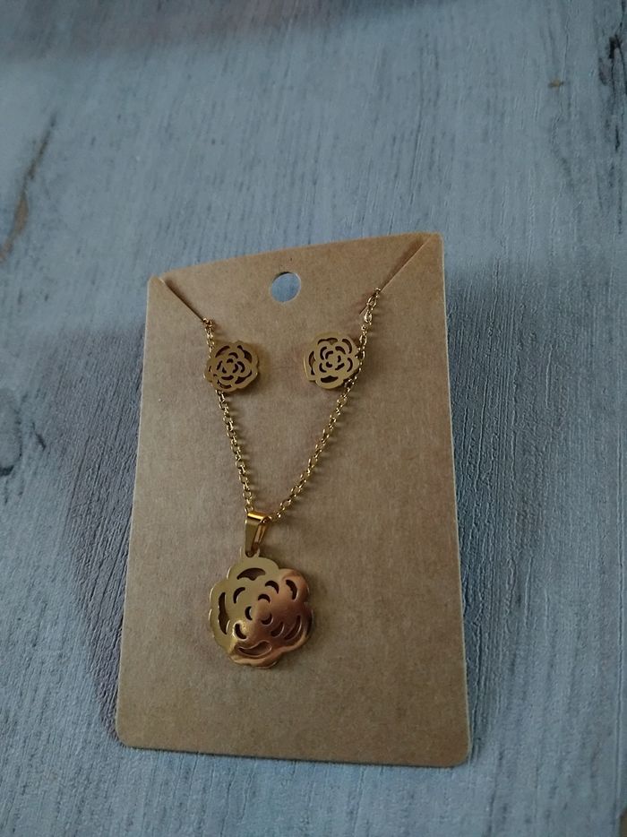 Parrure bijoux neuve