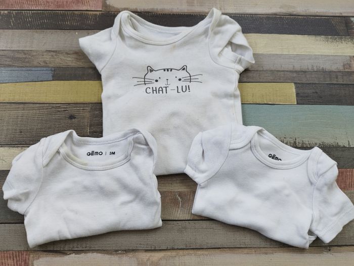 Lot de vêtements - photo numéro 3