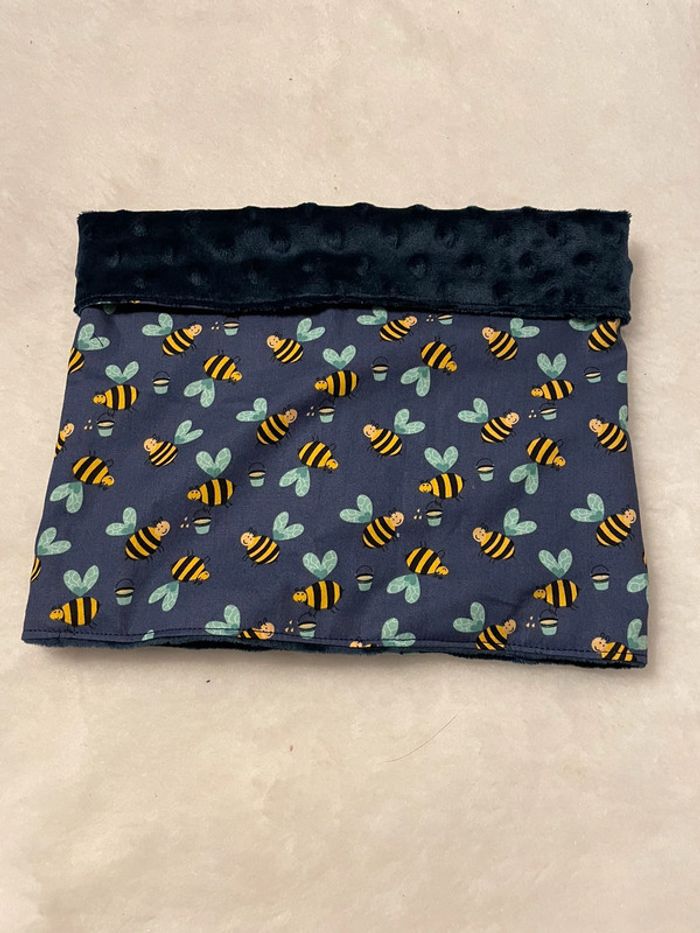 Snoods bleu marine abeilles
