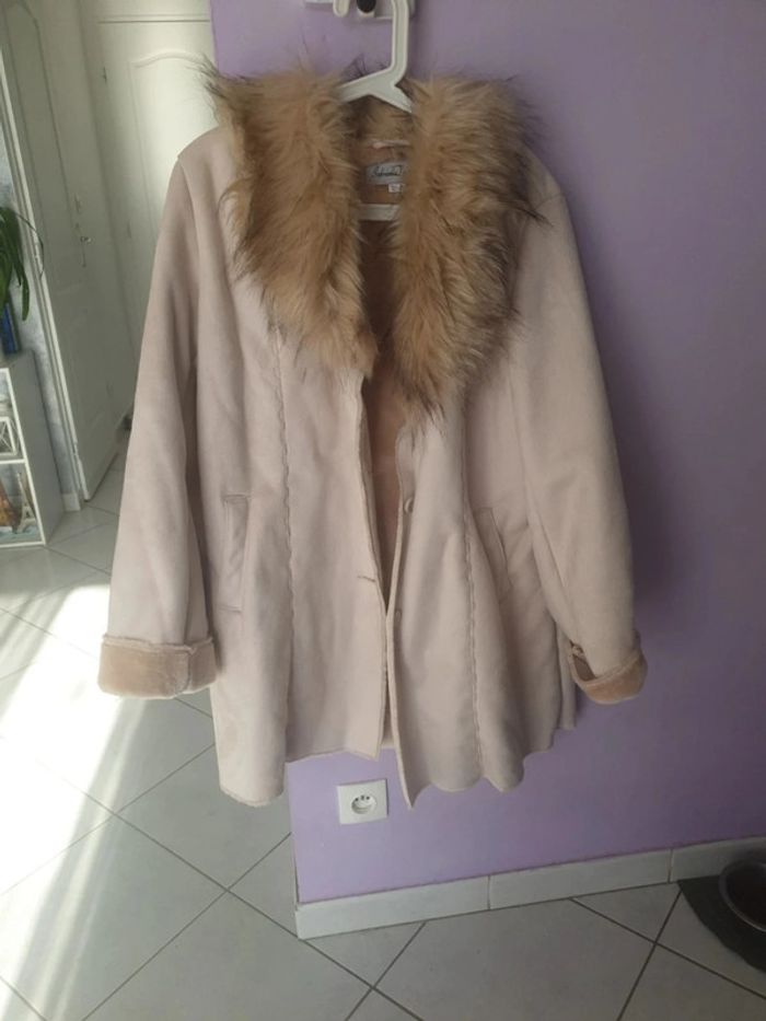 Manteau façon suedine taille 42/44