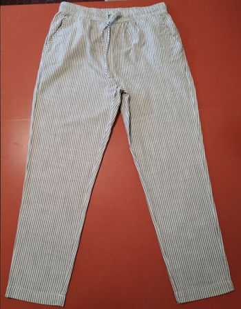 Pantalon rayé, très bon état