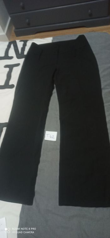 Pantalon t. 42