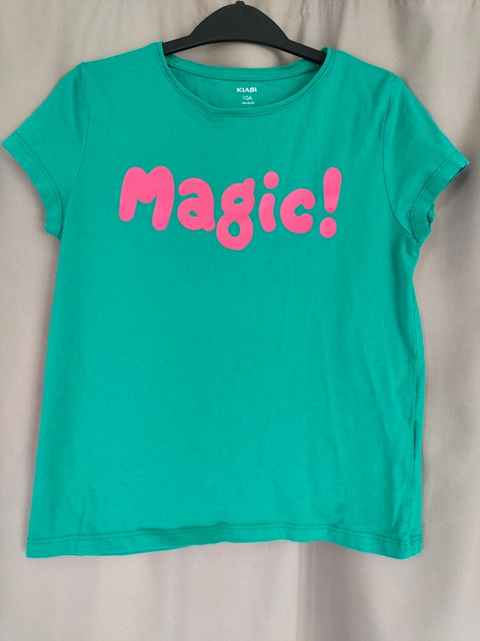 💚 T-shirt "Magic" vert et rose - 10 ans - Kiabi 💚