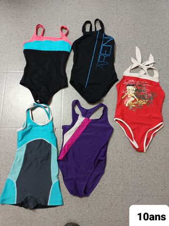 Lot  maillots de bains