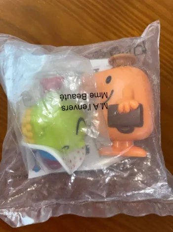 Figurine plastique, Monsieur Madame