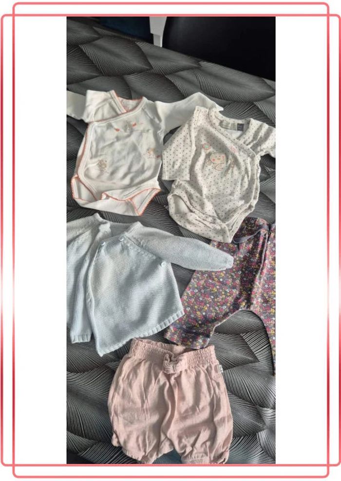 Lot 6 mois fille