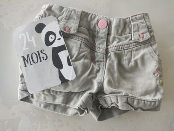 Short taille 2 ans