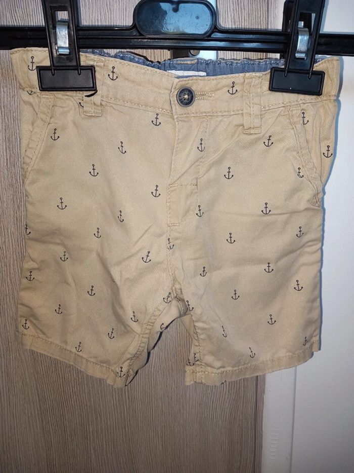 Joli short chino motifs marin 9-12mois