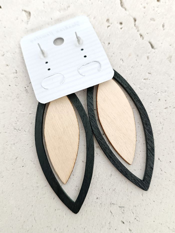 Boucles d'oreilles en bois - photo numéro 2
