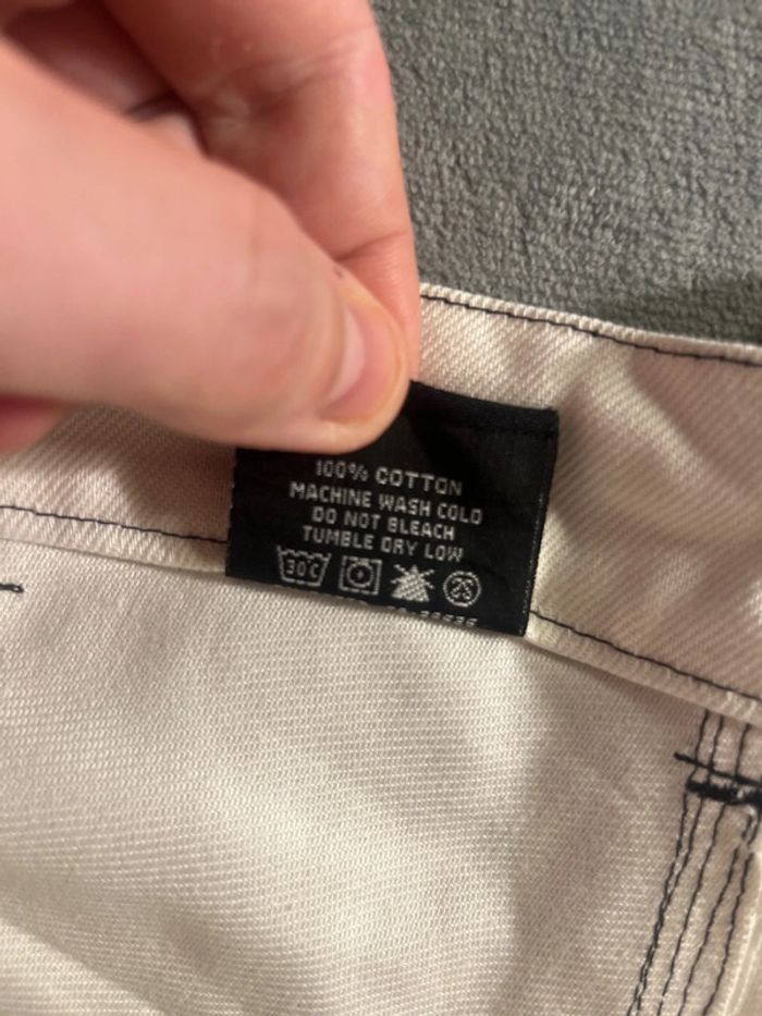 Short/Jort Stussy White Embroidered Black Big Logo Back – Taille L - photo numéro 7