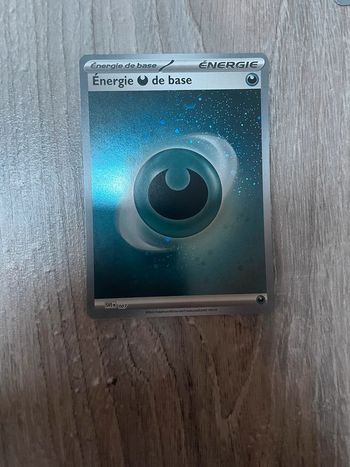 Énergie sombre holo 151