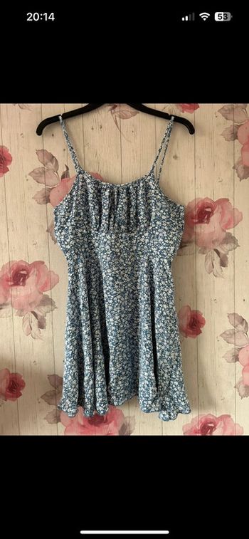 Petite robe à fleurs Shein