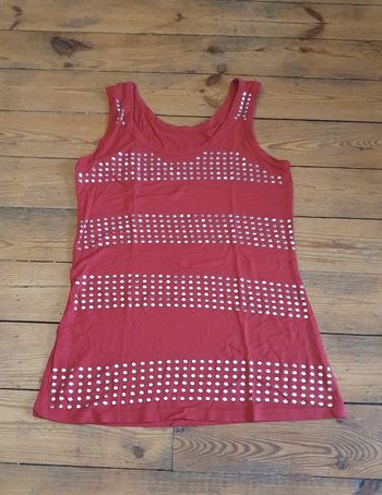 Débardeur rouge clouté argenté S