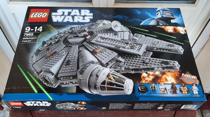 Neuf - LEGO Star Wars 7965 Millennium Falcon