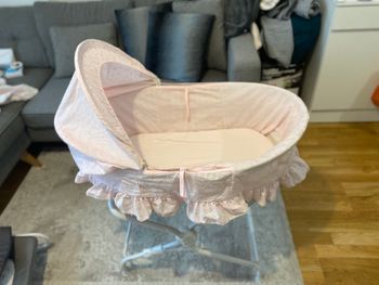 Couffin pied et habilage