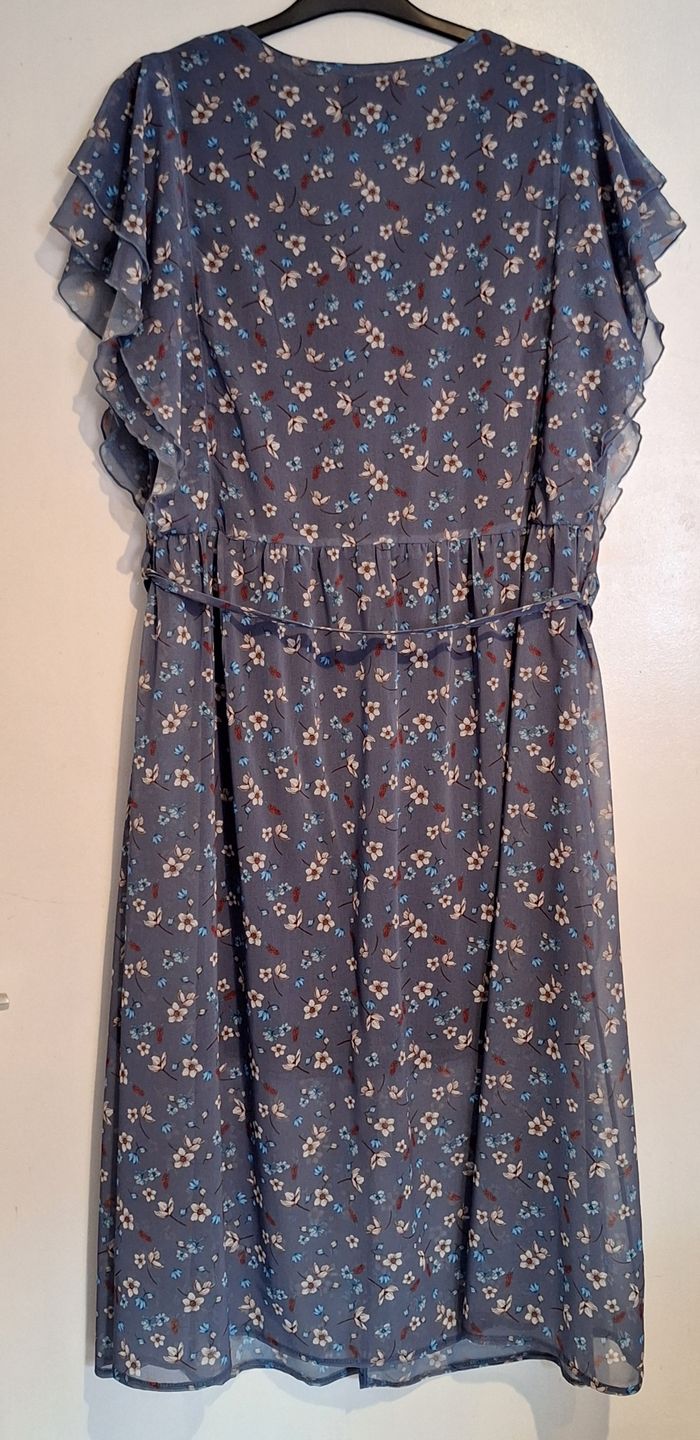 Robe grande taille en voile fleuri,  doublée - photo numéro 5