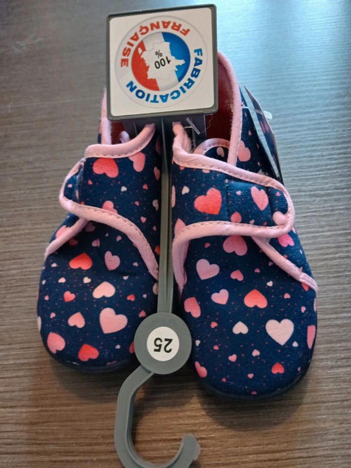 Chaussons 25 - photo numéro 3