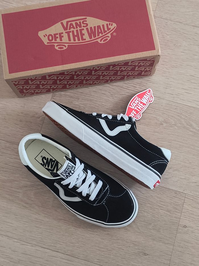 Chaussures vans old skool noir taille 35 neuves - photo numéro 3