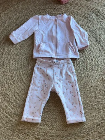 Ensemble jogging fille