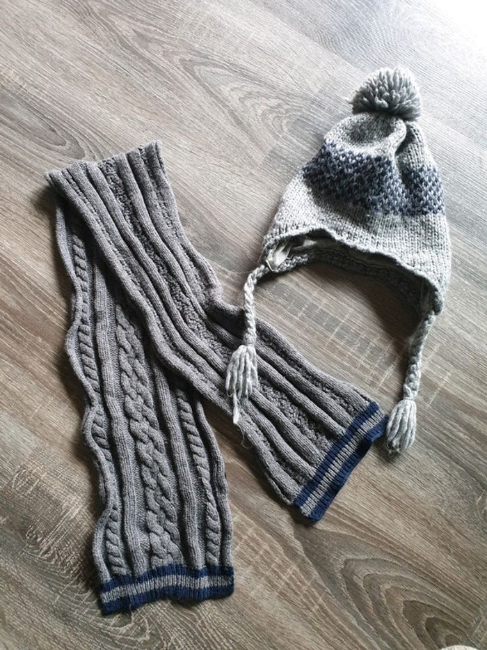 Bonnet et écharpe