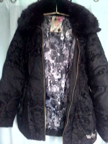 Superbe manteau long DESIGUAL
